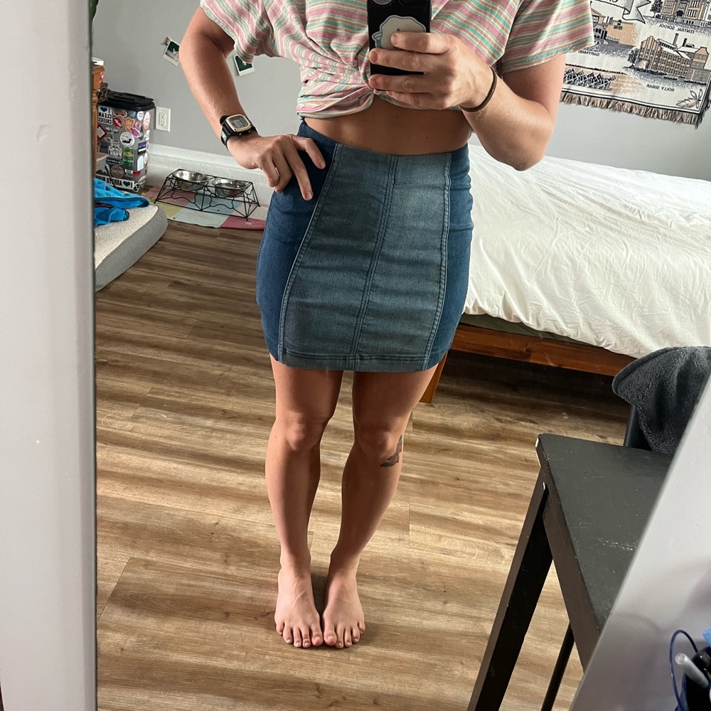 Two-tone blue mini pencil Skirt